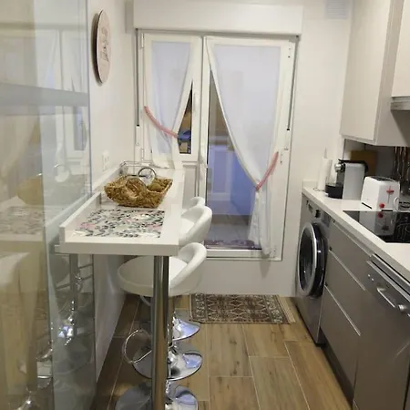 Piso De Lujo En 1 Linea De Playa Y Centro De Gijón